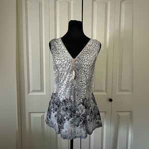 Papillon Blanc women’s sleeveless blouse top size M